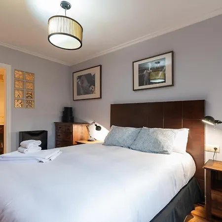 Guestready - Modern Blue In