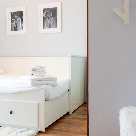 Guestready - Modern Blue In *